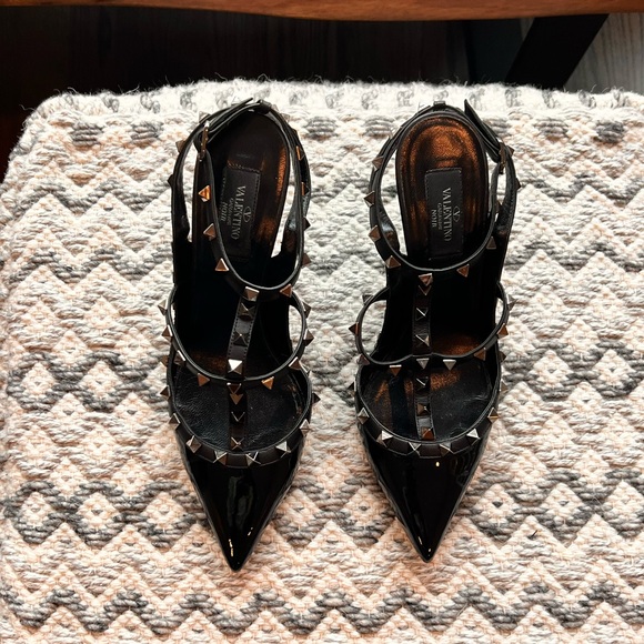 Valentino Patent Rockstud Caged Pumps - Picture 4 of 15